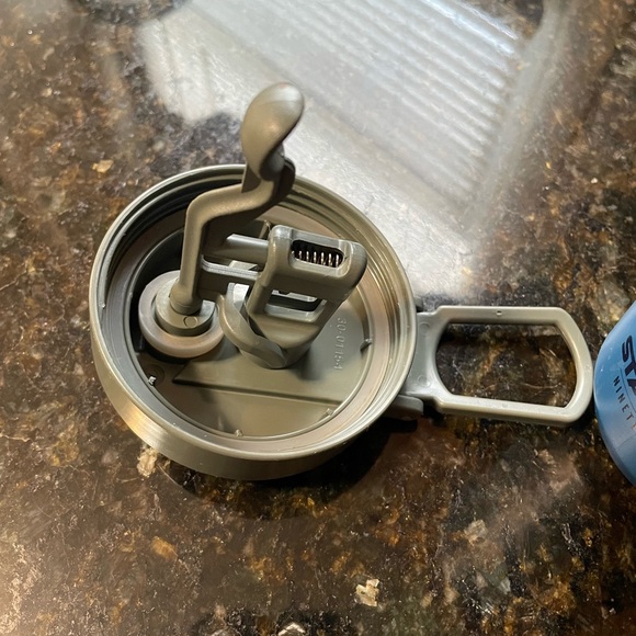 Stanley Evolution Water Bottle - Picture 8 of 8